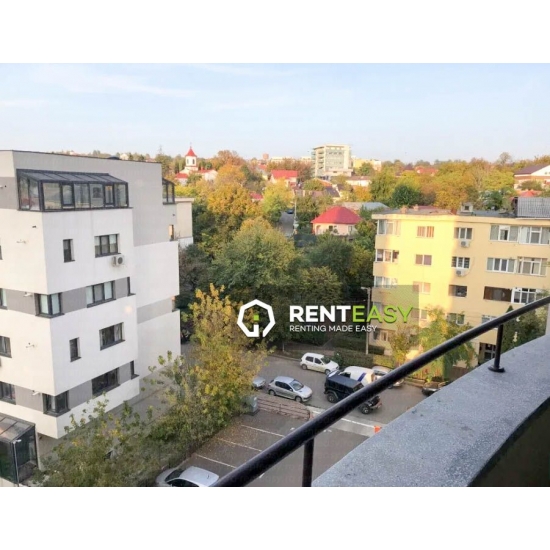 De inchiriat! Apartament 3 camere in zona Podu de Fier.